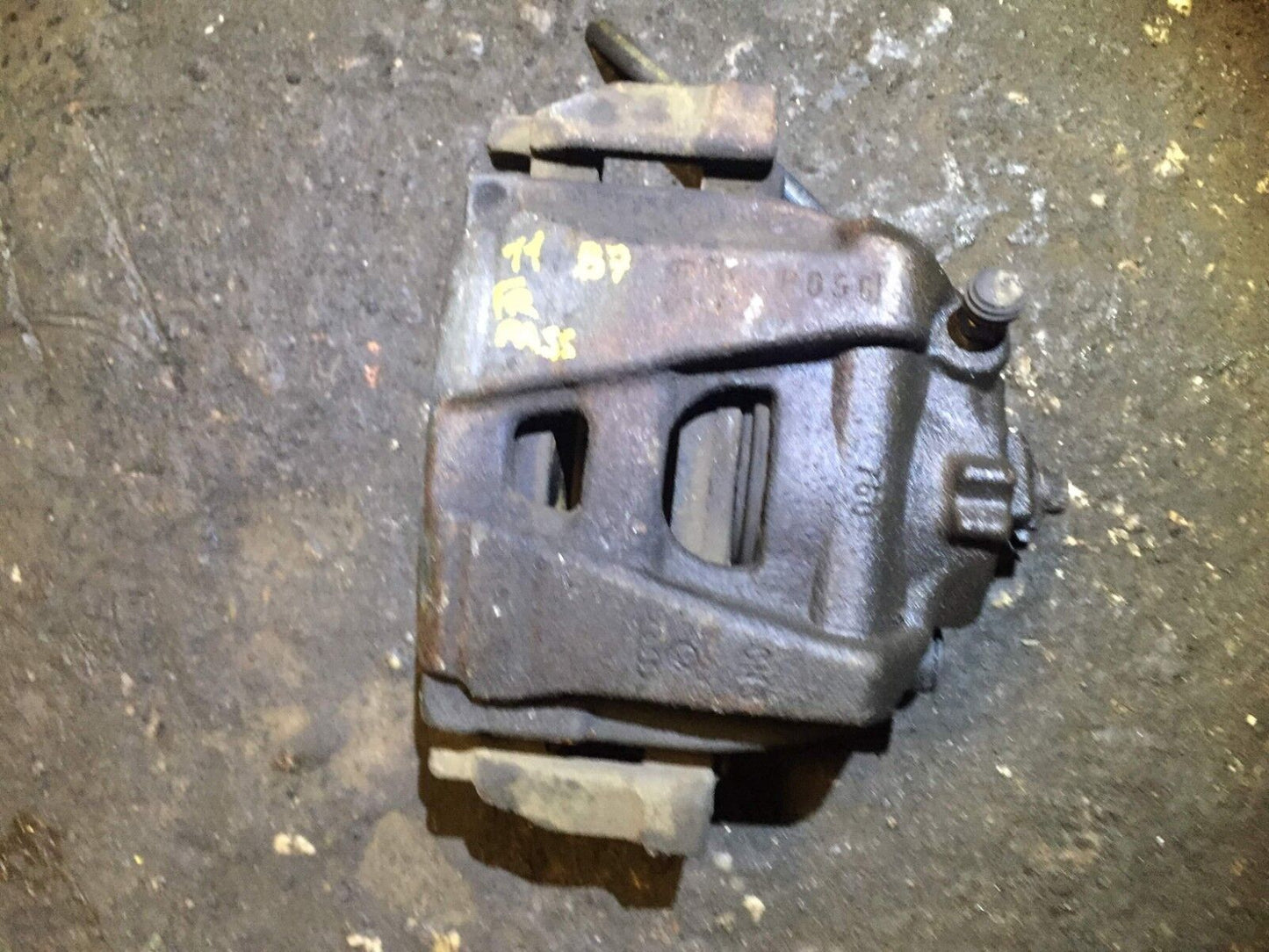 12 13 14 15 Volkswagen Passat 2.5l Front Right Pass Side Brake Caliper OEM