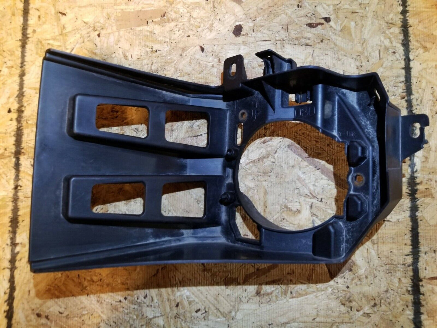 11 12 13 14 15 Lexus CT200h Left Driver Side Fog Lamp Mounting Bracket OEM