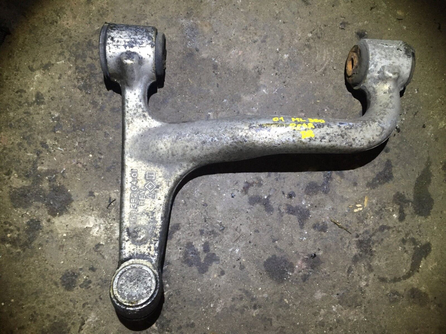 98 - 03 Mercedes Ml320 W163 Rear Left Driver Side Top Suspension Control Arm OEM