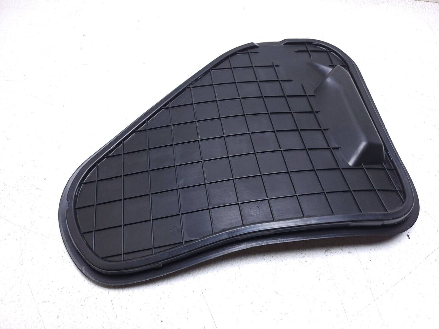 12-19 Volkswagen Passat Front Door Inner Panel Trim Access Passenger Right  OEM