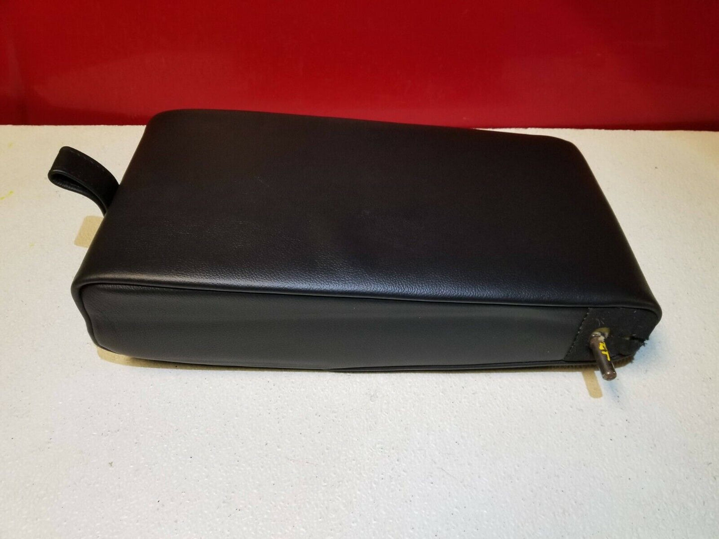 14 15 16 17 Hyundai Elantra Gt Rear Seat Armrest Arm Rest OEM 35k