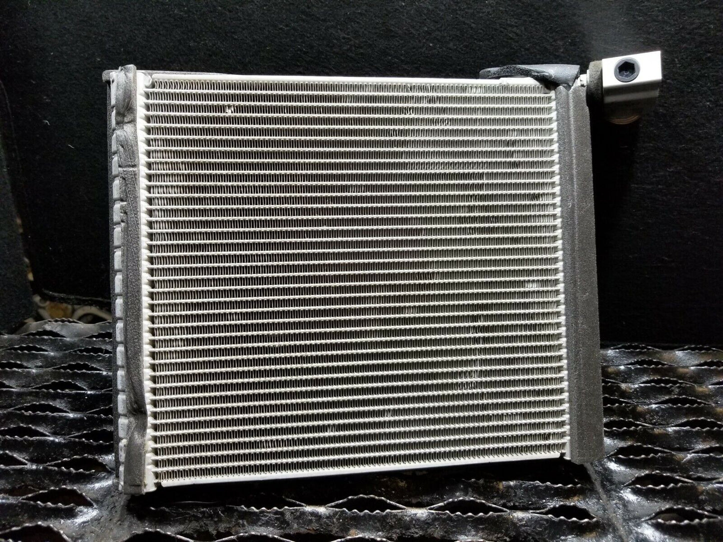 11 12 13 14 15 Lexus CT200h Evaporator Core OEM