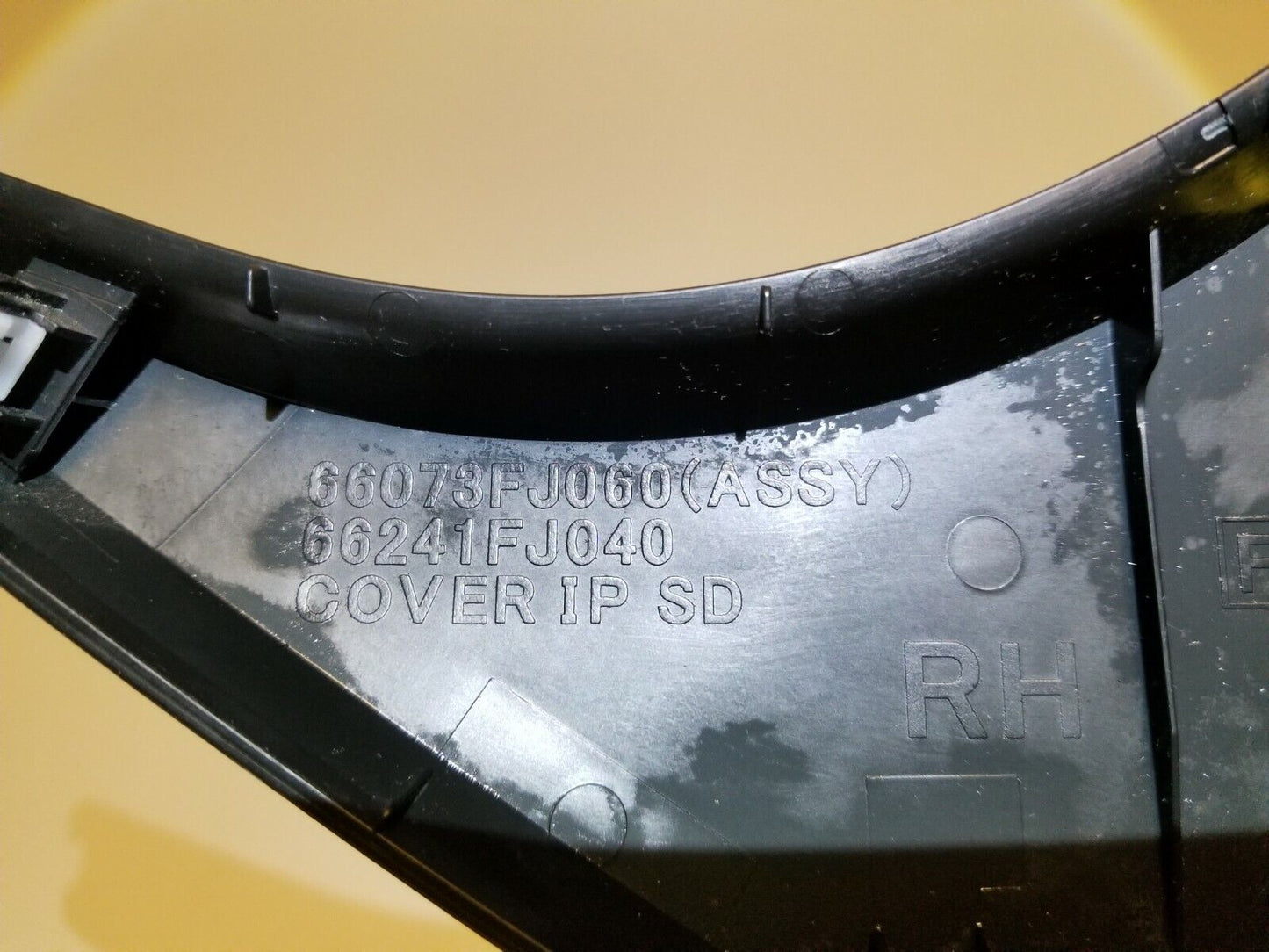 13 14 15 Subaru Xv Crosstrek Dash End Cap Cover Trim Right Pass Side OEM 86k