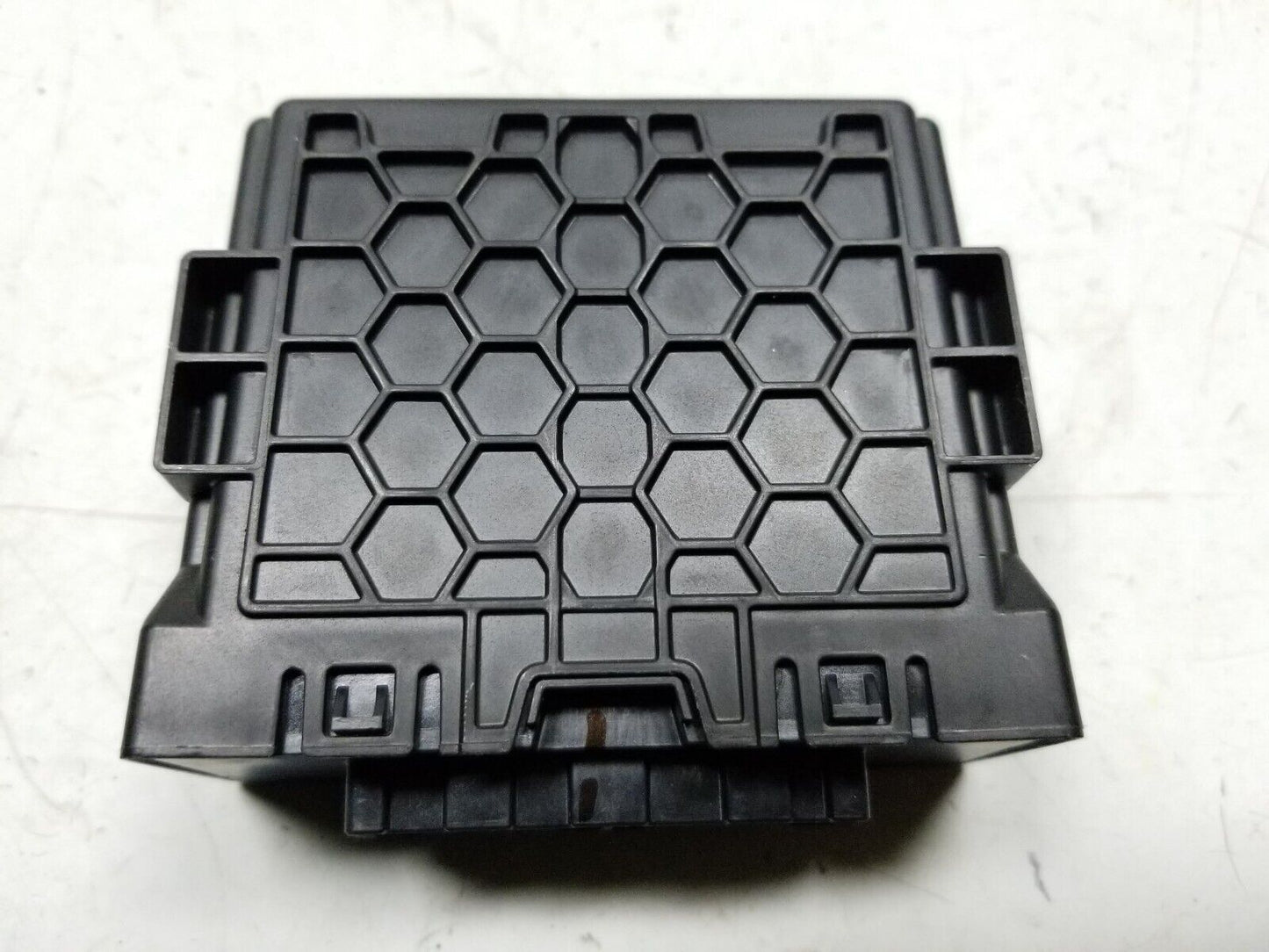 2015 - 2018 Cadillac Ats Park Assist Module 13512363 OEM