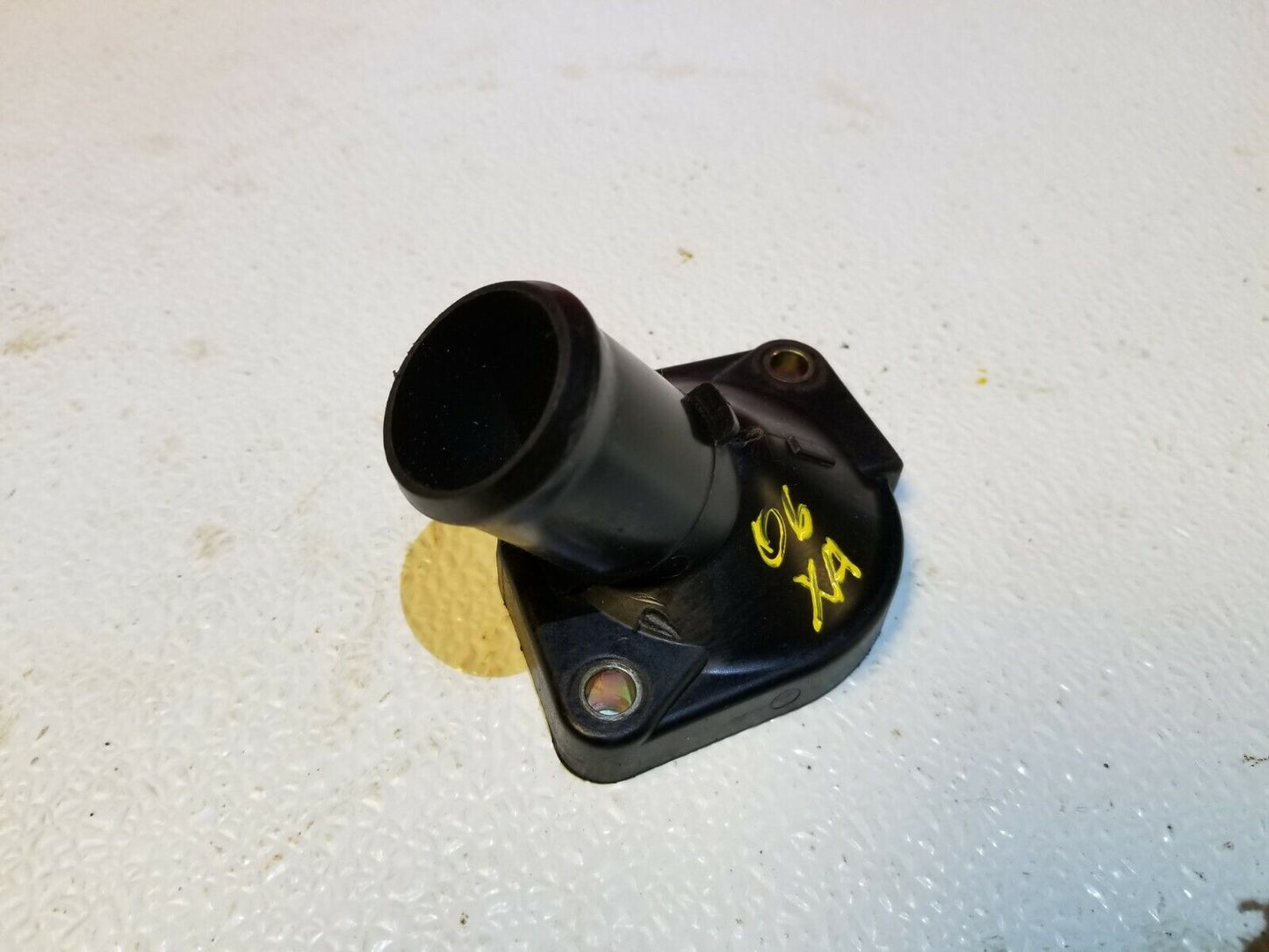 04 05 06 Scion Xa 1.5l Thermostat Housing OEM 1nz-fxe