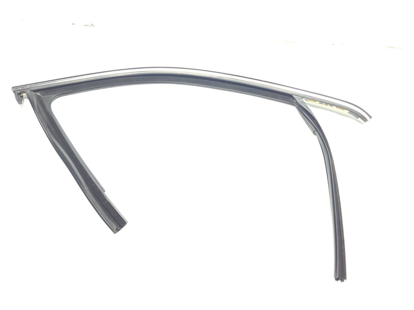 14 15 16 17 18 Jeep Cherokee Door Window Frame Seal Front Right Pass Side OEM