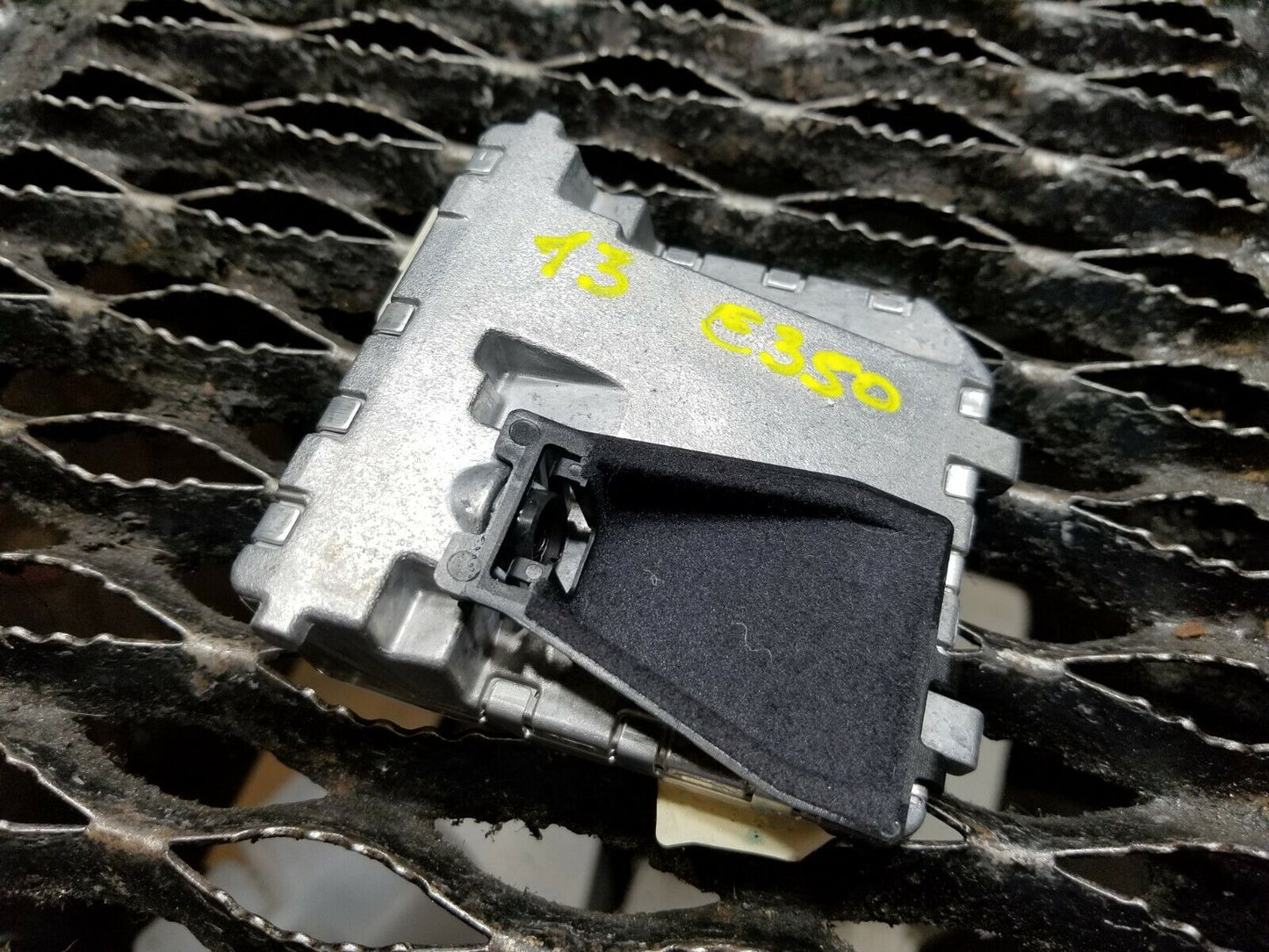 10 11 12 13 Mercedes W212 E350 Front Windshield Lane Assist Camera OEM 39k