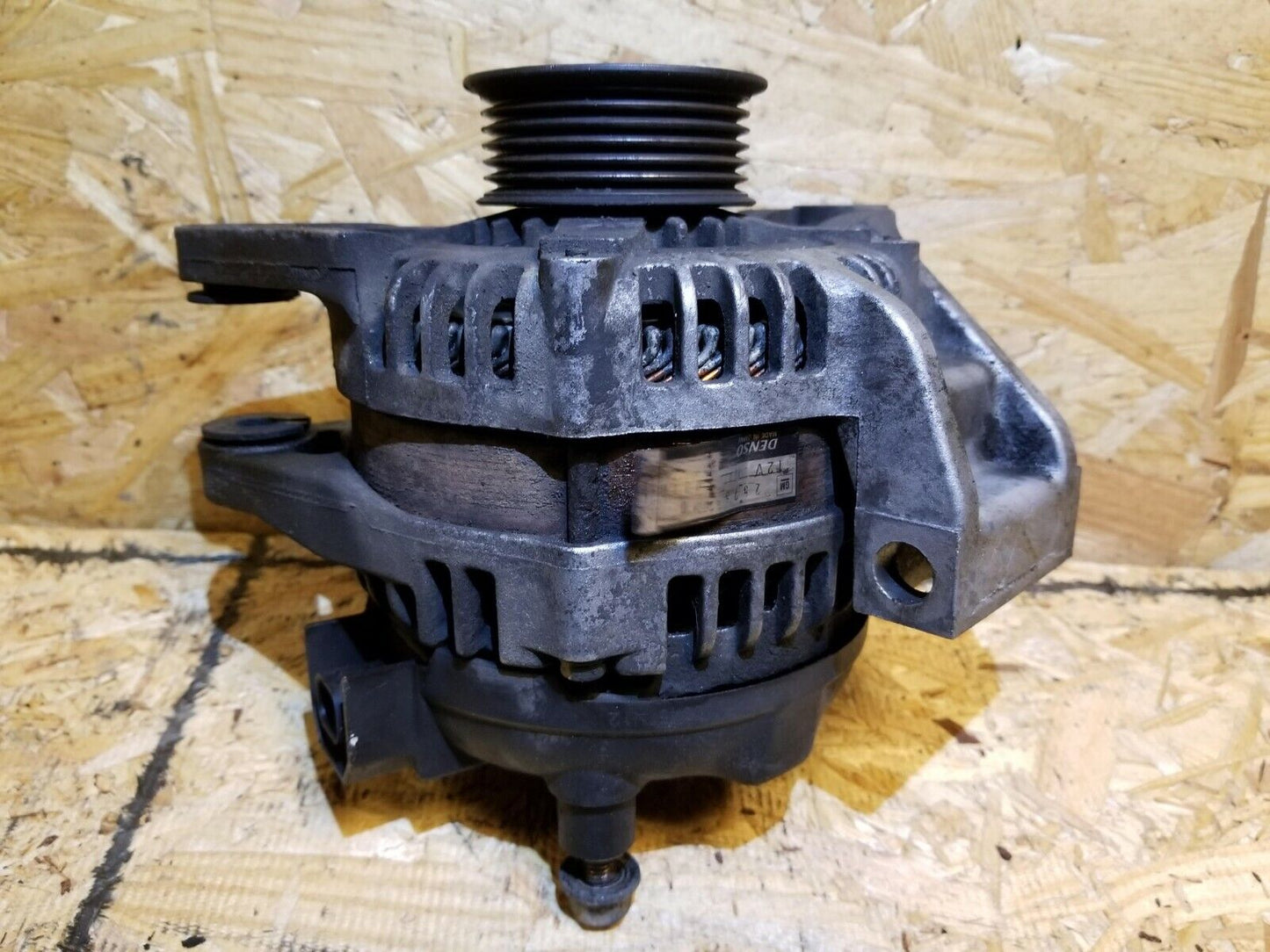 07 08 09 10 11 Cadillac DTS Alternator Generator OEM