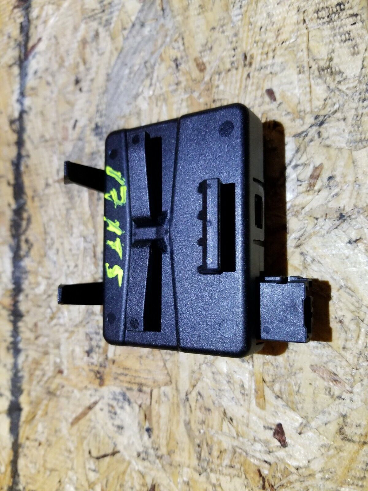 17 18 19 20 Cadillac Xt5 Keyless Entry Receiver Module 13595511 OEM