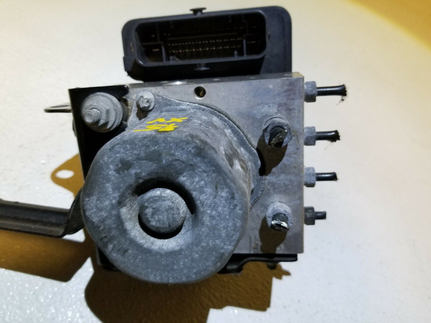 13 14 15 Subaru Xv Crosstrek ABS Anti Lock Brake Pump OEM