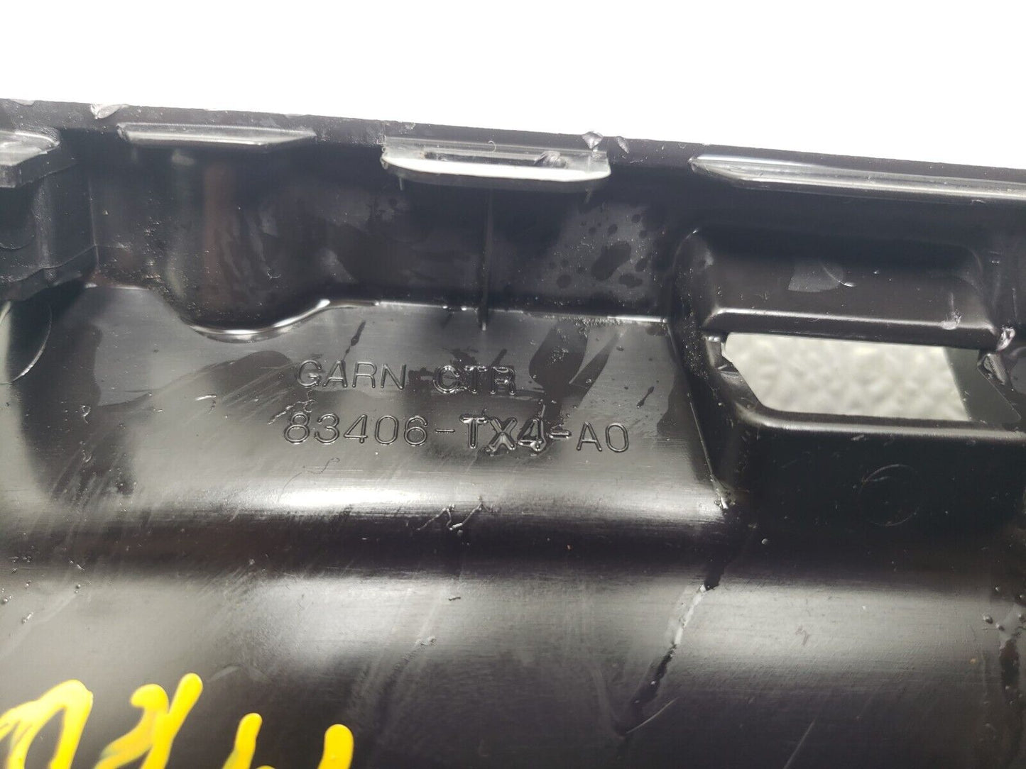 13 14 15 Acura RDX Center Garnish 83406-tx4 OEM 80k Miles