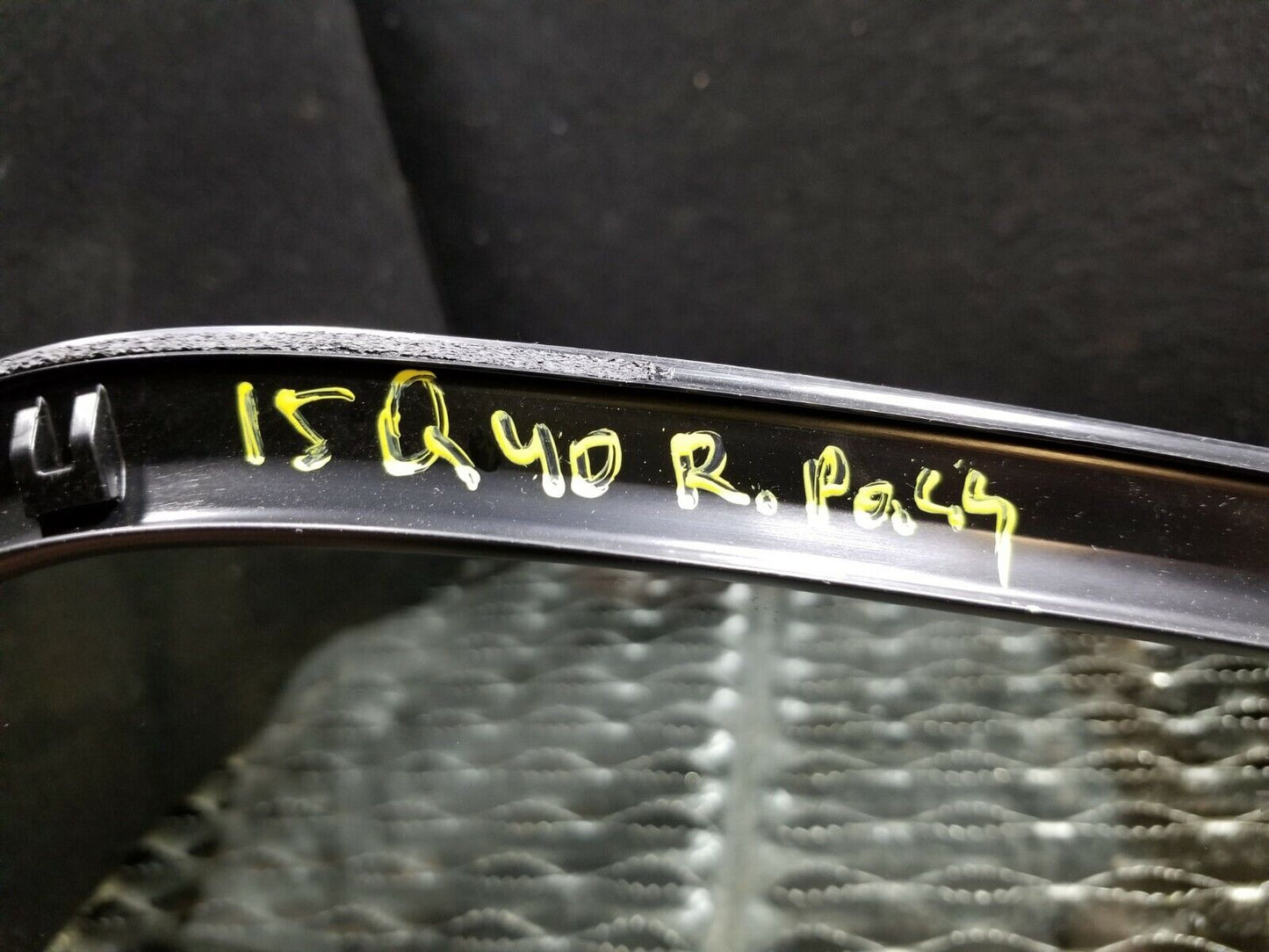 2014 2015 Infiniti Q40 Rear Right Passenger Side Door Vent Glass OEM 34k