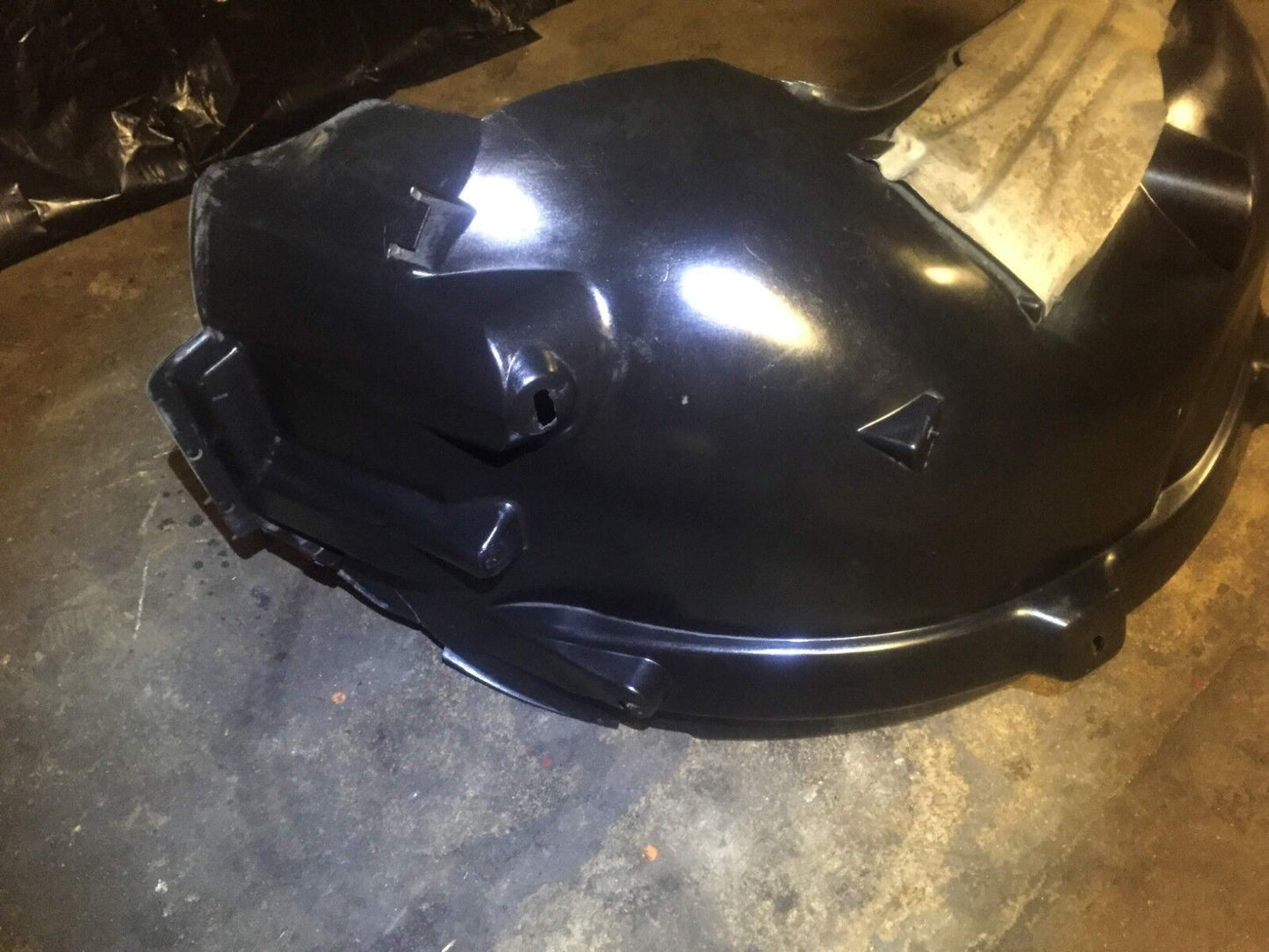 98 99 00 01 Mercedes W163 Front Pass Side Fender Wheel Liner Splash Guard OEM