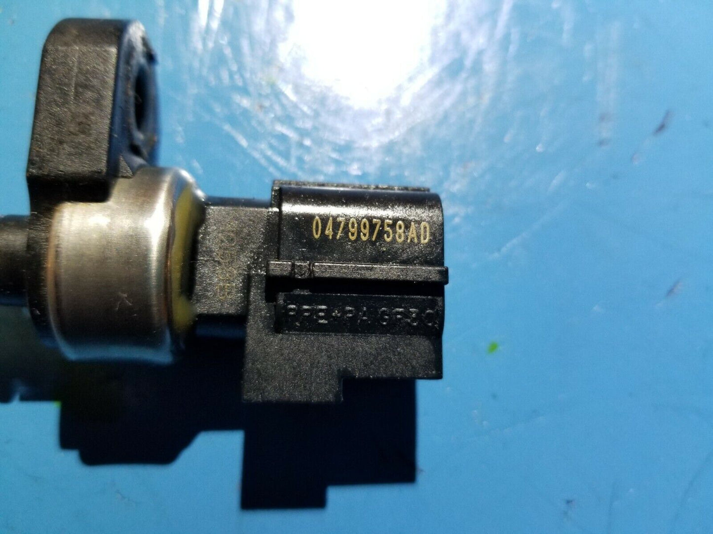 07 08 09 10 Jeep Grand Cherokee 5.7l Auto Trans Pressure & Speed Sensor OEM