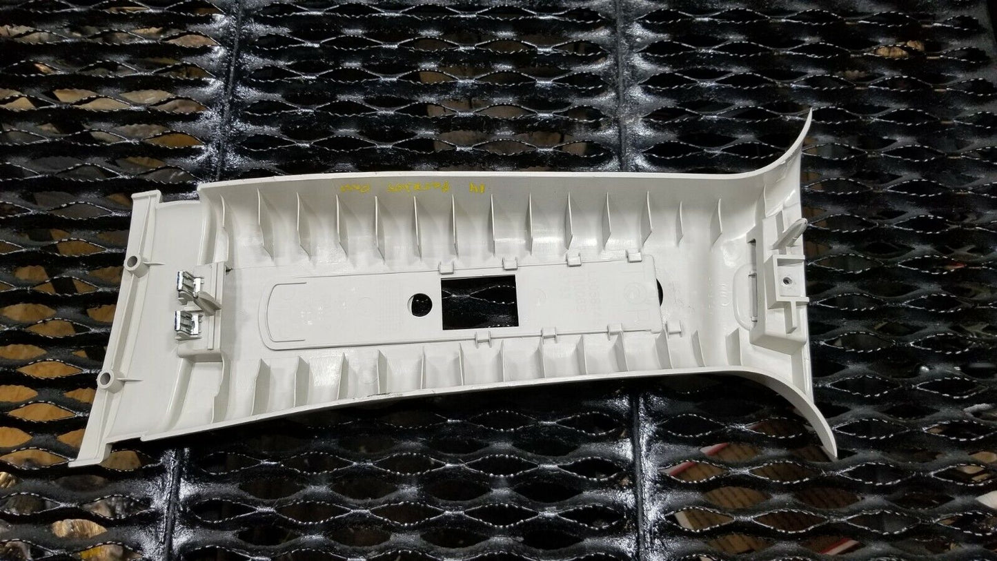 12 13 14 15 16 Jeep Patriot Right Passenger Side B Pillar Trim Cover OEM