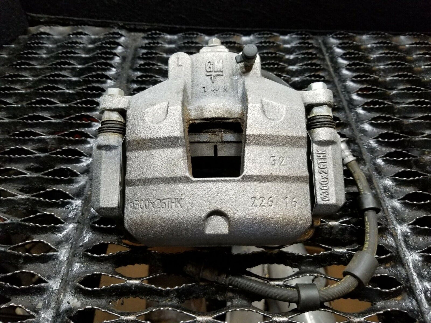 16 17 18 19 Chevrolet Malibu Front Left Driver Side Brake Caliper OEM 3k