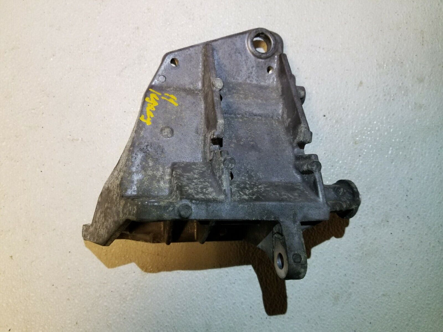10 11 12 13 14 Subaru Legacy 2.5l Engine Mount Bracket OEM Non-turbo