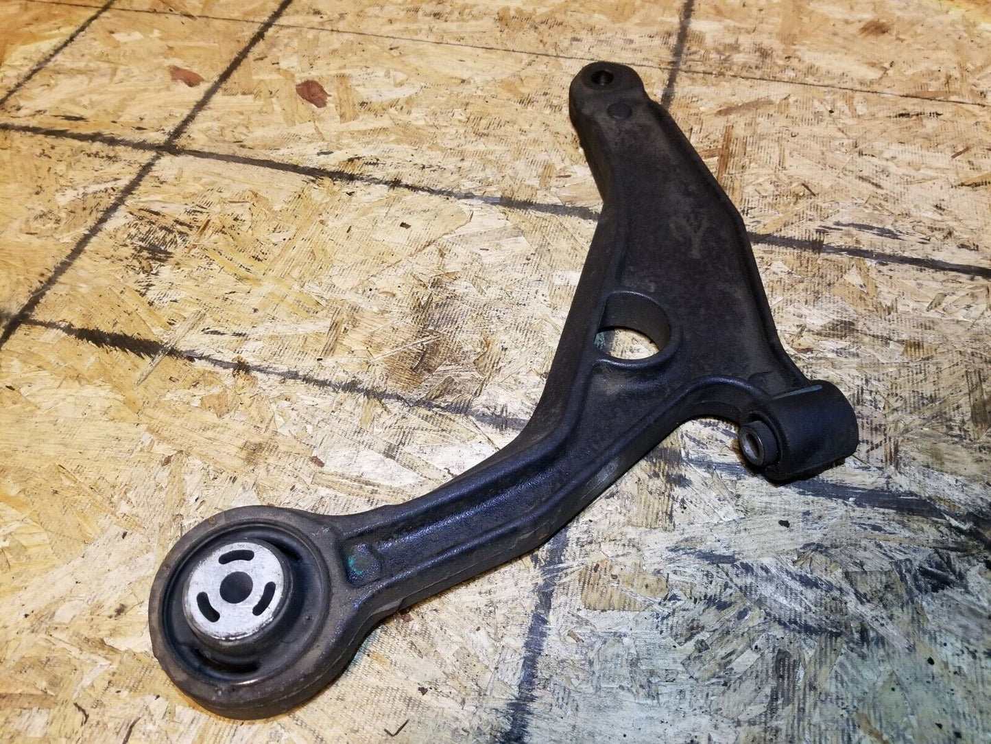 11 12 13 14 Chrysler 200 Cabrio Front Left Driver Side Lower Control Arm OEM