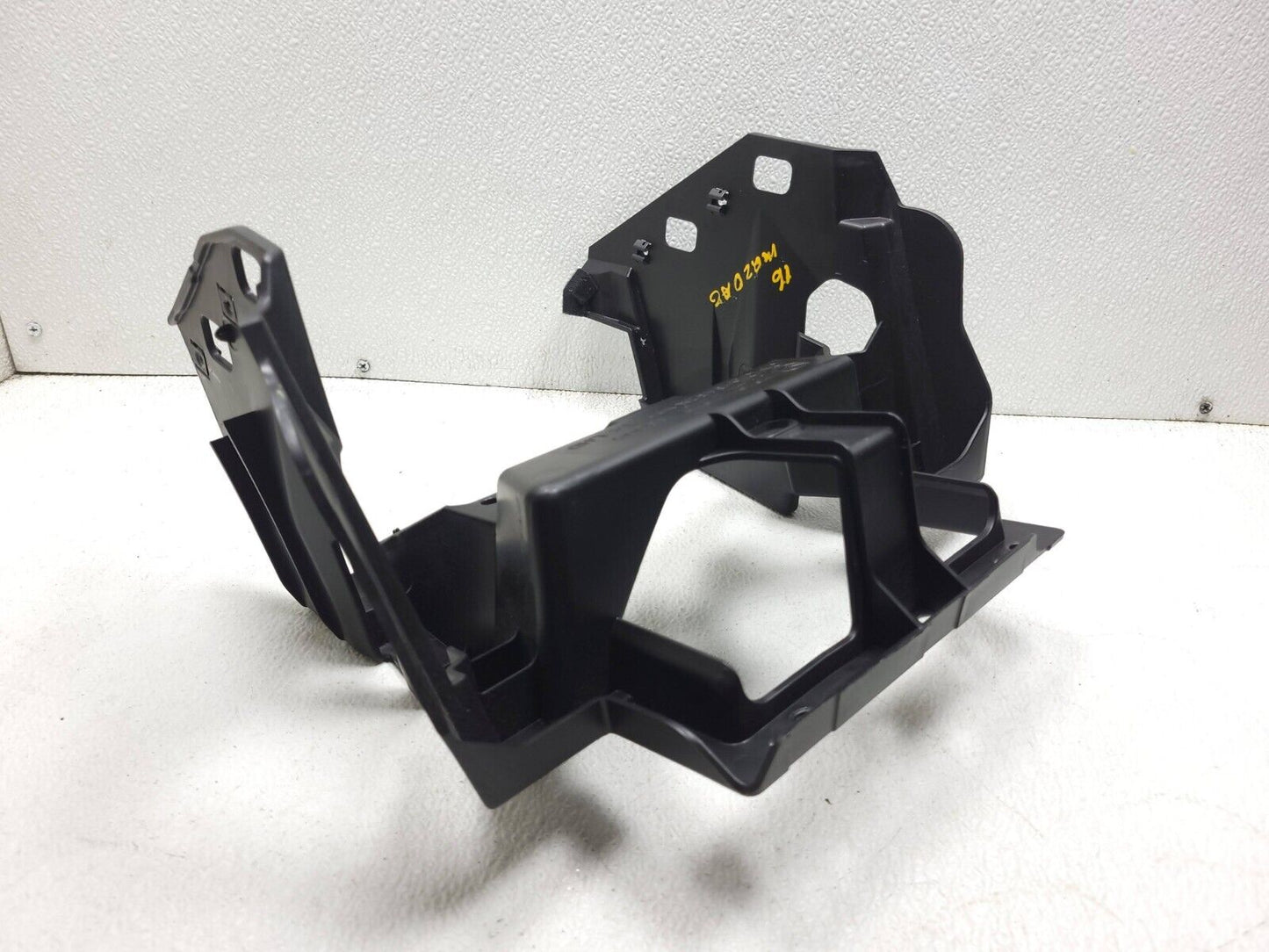 2014 - 2017 Mazda 6 Center Console Bracket Support Gmg5-6432x OEM