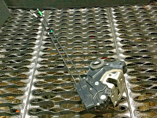 04 05 06 07 08 09 Toyota Prius Front Right Passenger Door Lock Actuator OEM
