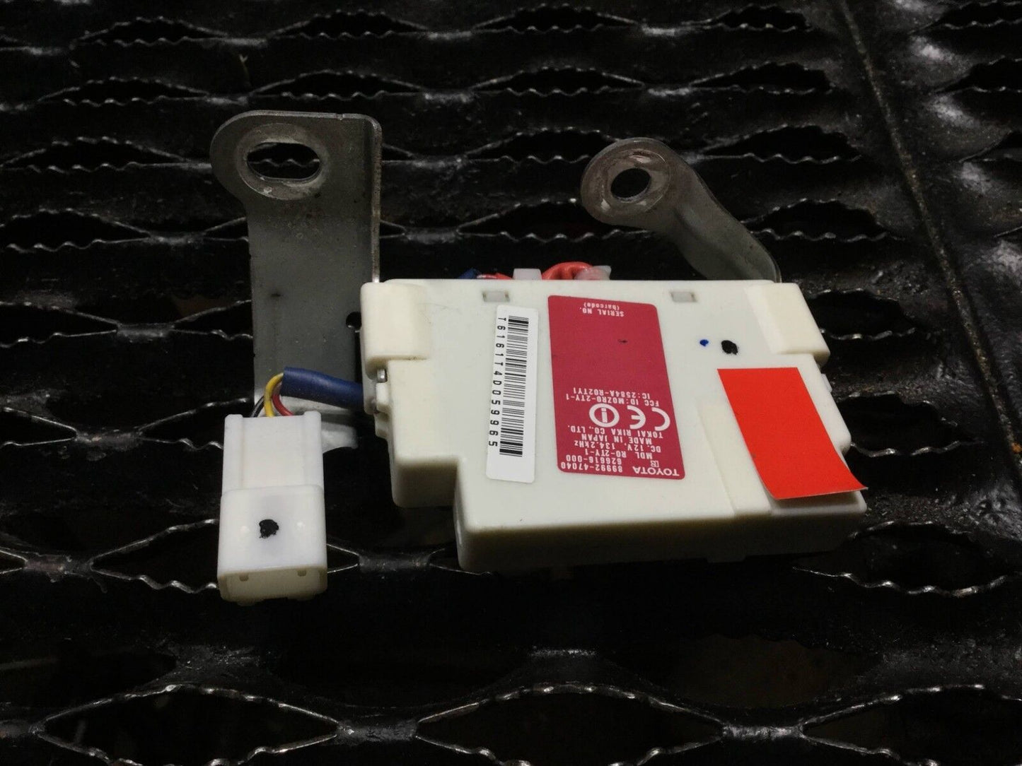 04 05 06 07 08 09 Toyota Prius Smart Key Oscillator 89992-47040 Oem.