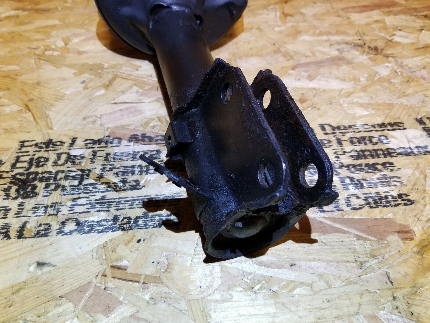 07 08 09 Hyundai Tucson Front Left Driver Shock Strut Absorber OEM 89k