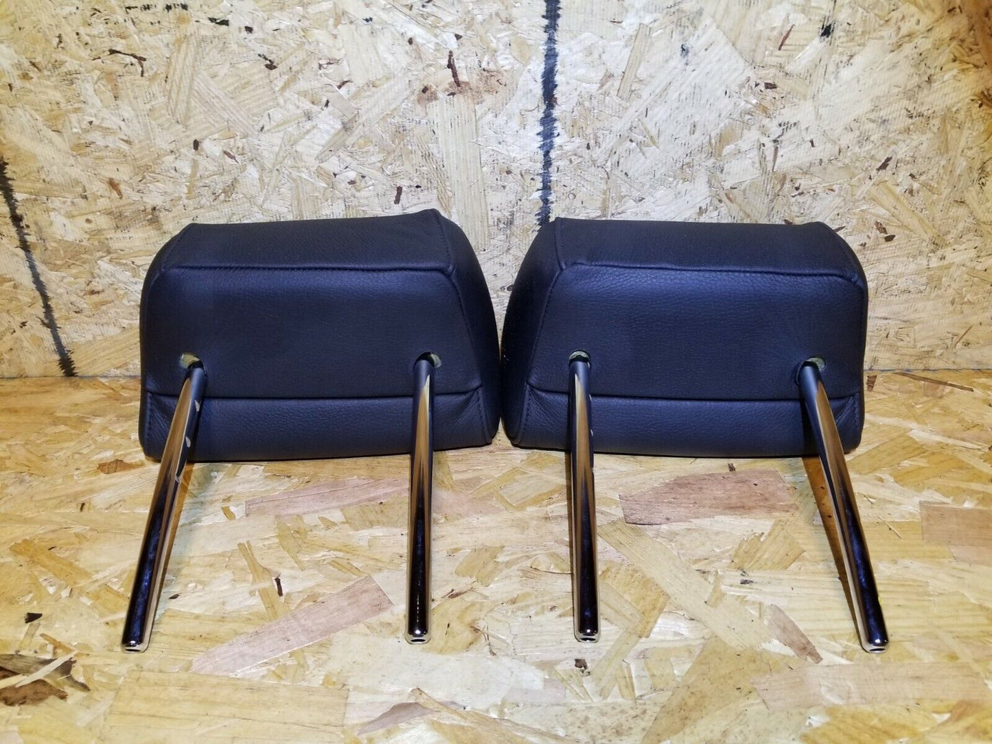 04 05 06 07 BMW 530xi E60 Rear Headrest Left & Right 2pcs OEM