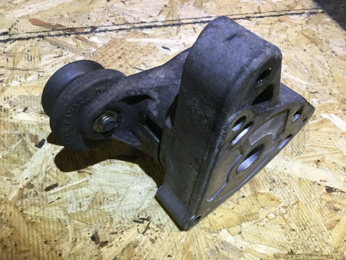 02 - 06 Honda Cr-v Crv Belt Tensioner OEM