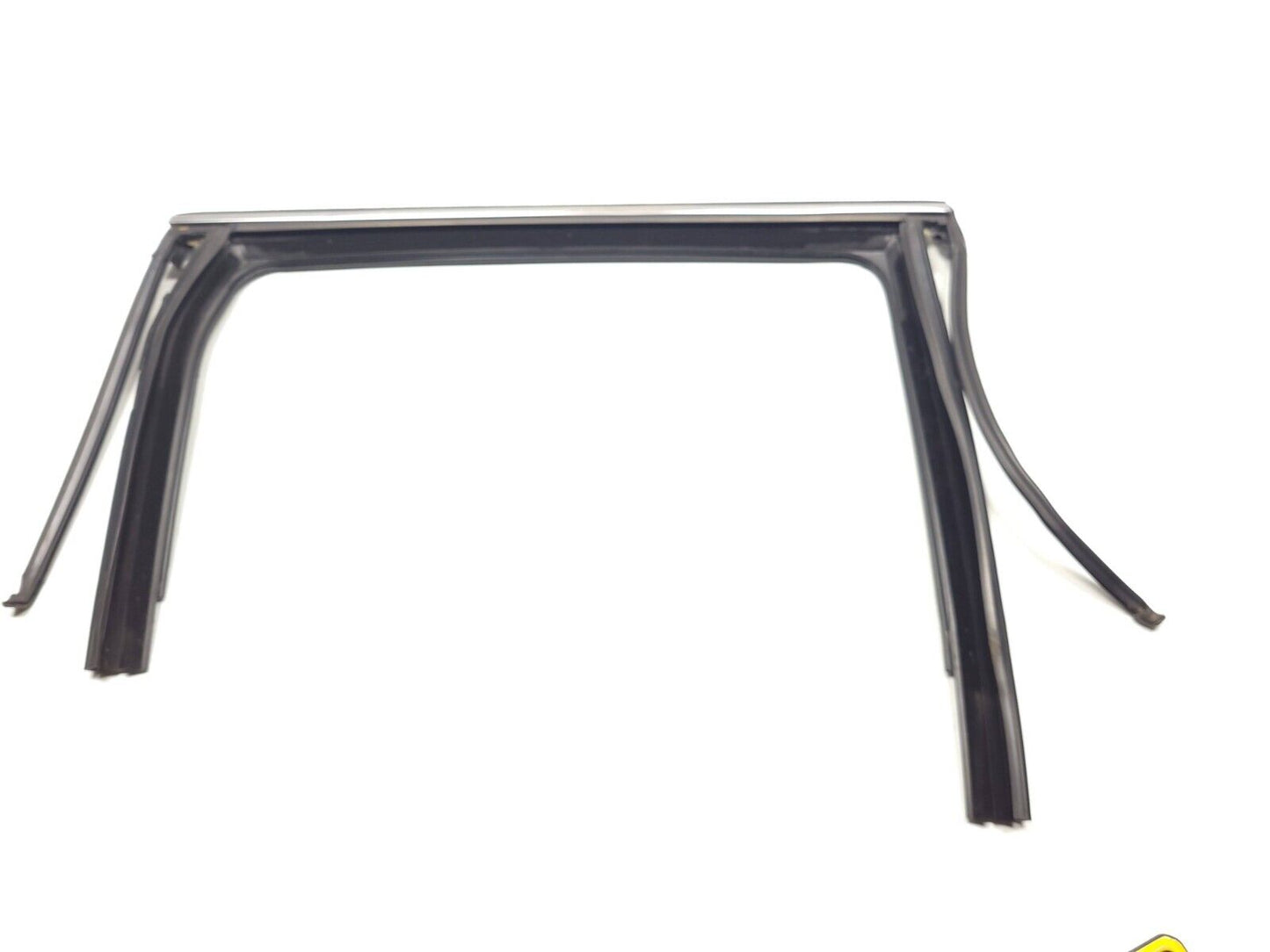 14 15 16 17 18 Jeep Cherokee Door Window Frame Seal Rear Right Pass Side OEM