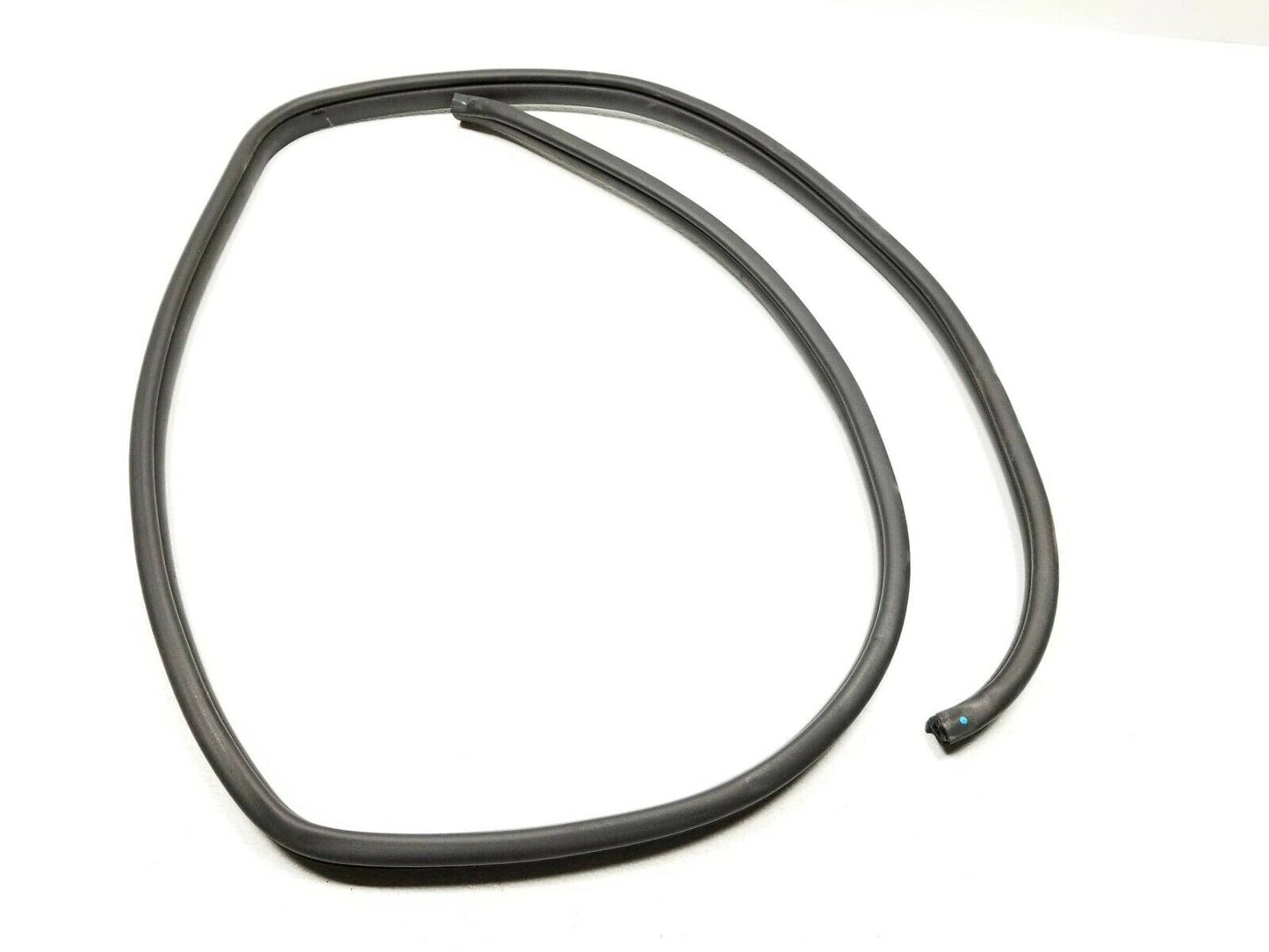 15 16 17 Hyundai Accent Hatch Rear Right Pass Side Door Weatherstrip Seal OEM