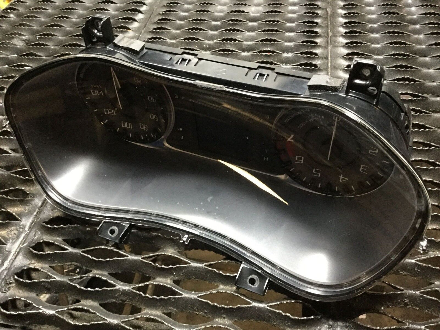 15 16 17 Chrysler 200 Instrument Cluster Speedometer OEM