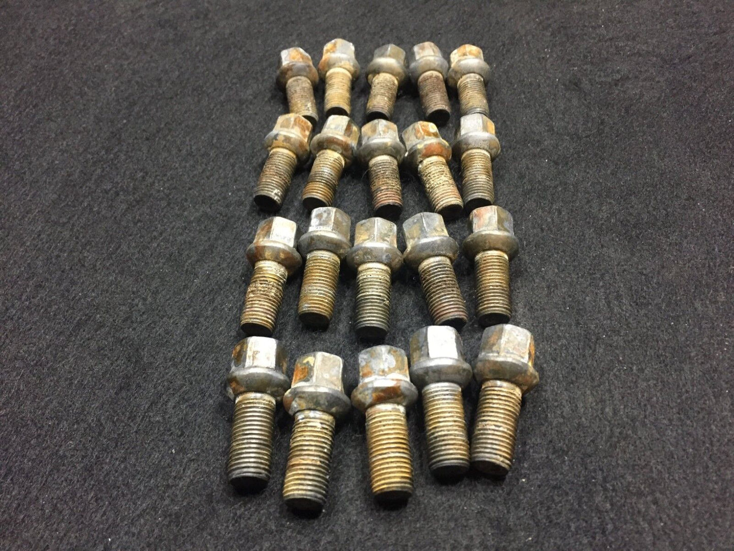 08 09 10 11 Audi A5 Coupe Wheel Lug Nut Bolt 20pcs OEM