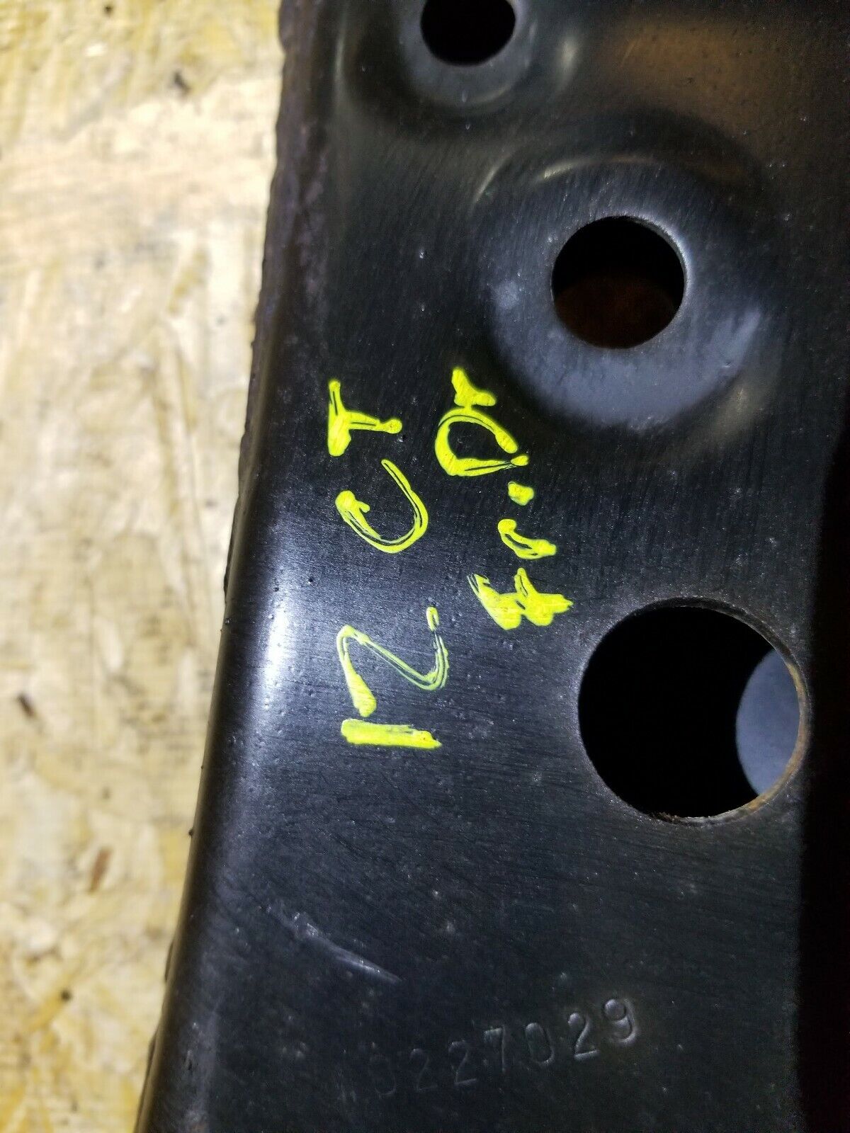 11 12 13 14 15 Lexus CT200h Front Left Driver Side Lower Control Arm OEM