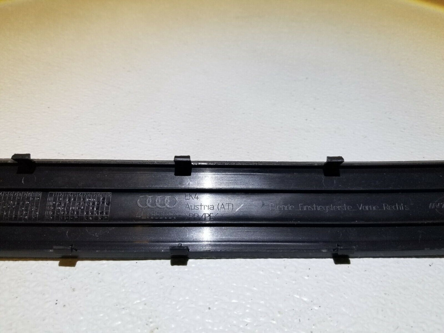 11 12 13 14 15  Audi Q7 Front Right Door Sill Panel Scuff Plate OEM 87k