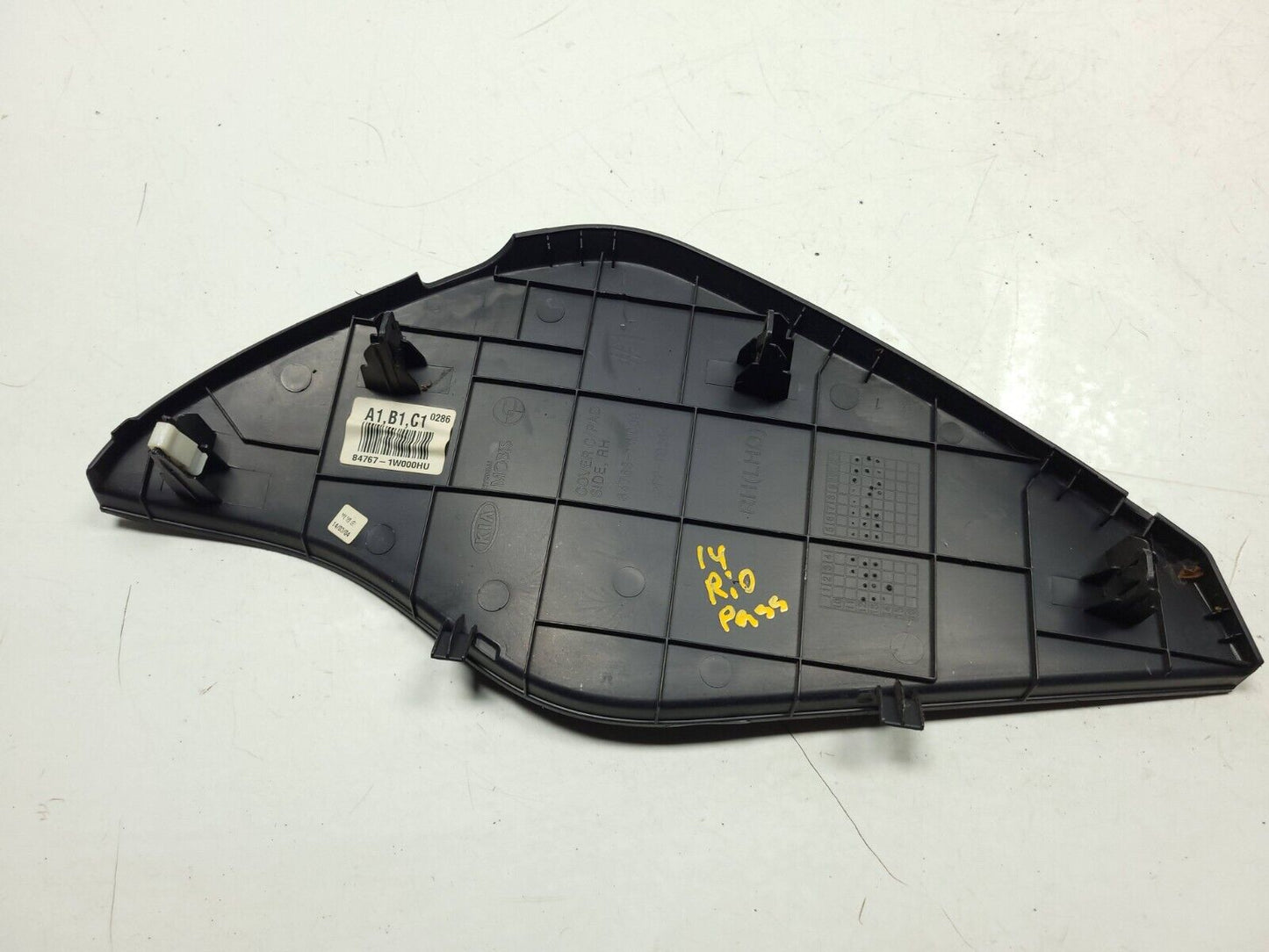 12 13 14 15 Kia Rio Dash End Cap Trim Passenger Right Side OEM