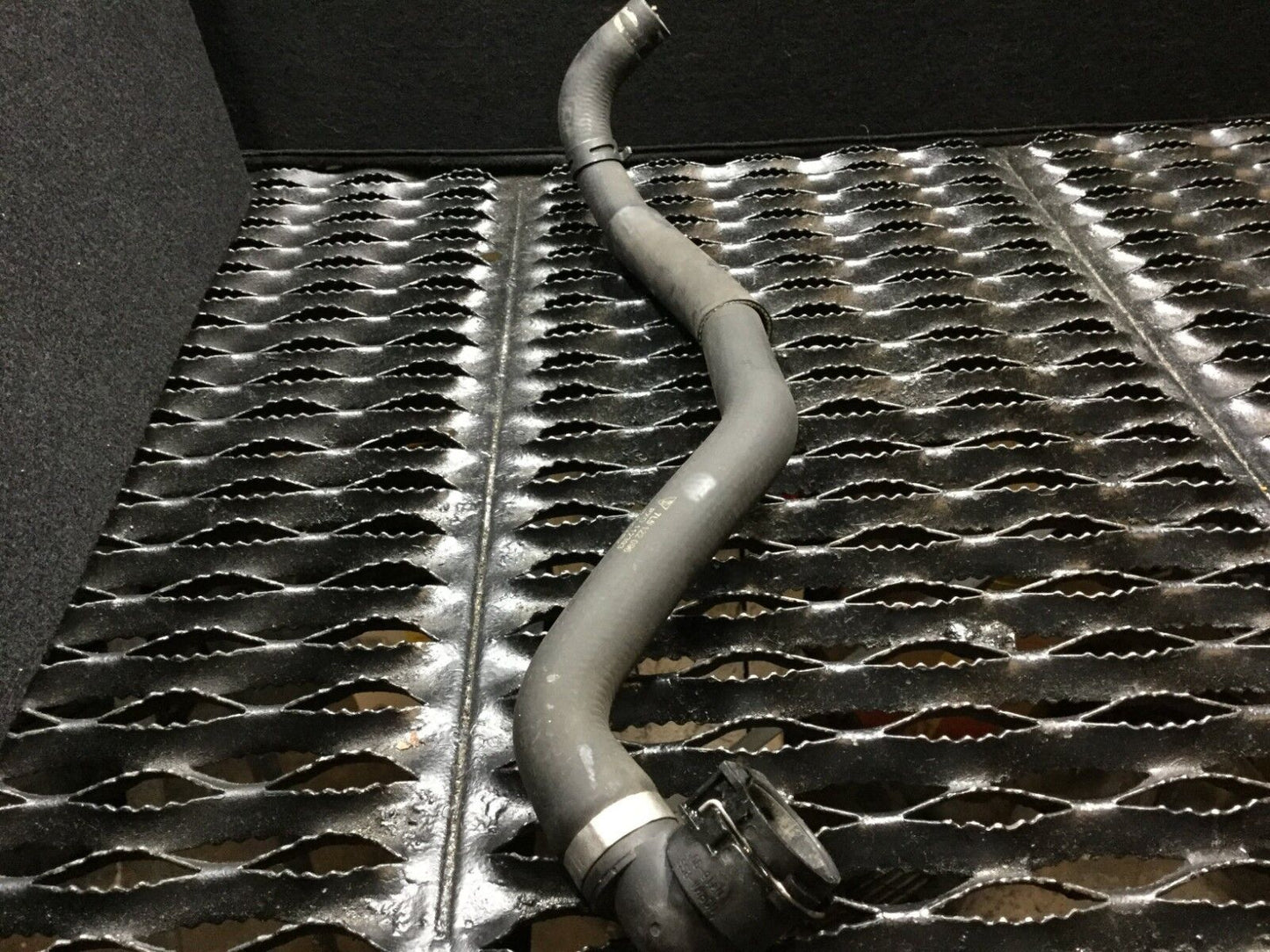 04 05 06 Porsche Cayenne Radiator Hose Pipe Line 3.2l OEM