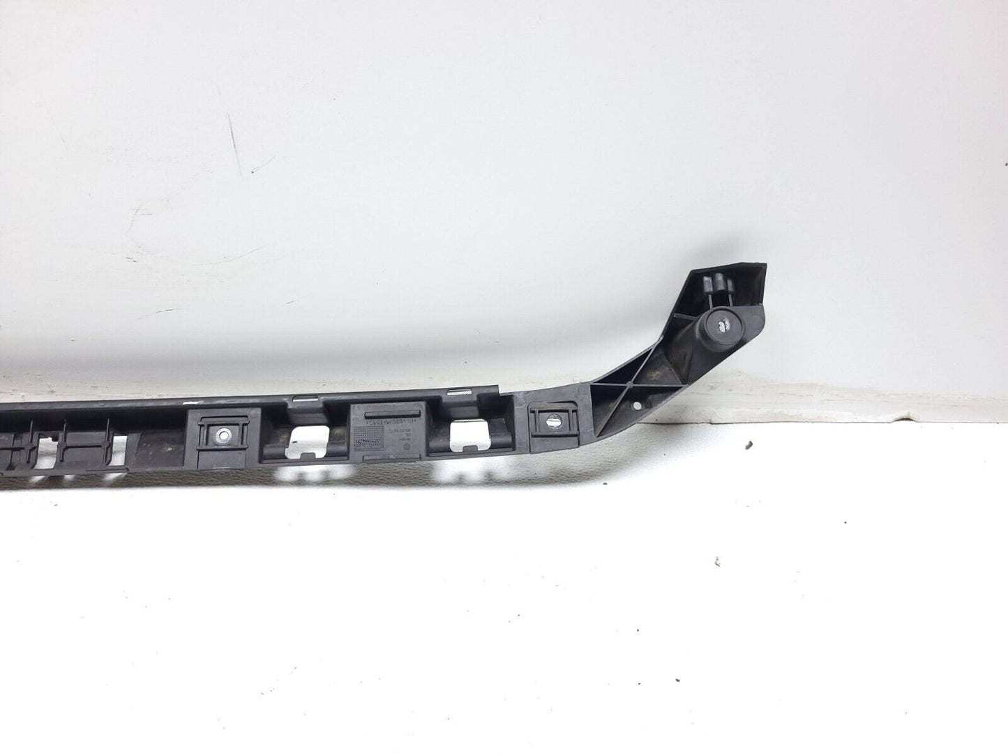 09 10 11 12 Volkswagen Cc Rear Bumper Center Support Bracket 3c8807863 OEM