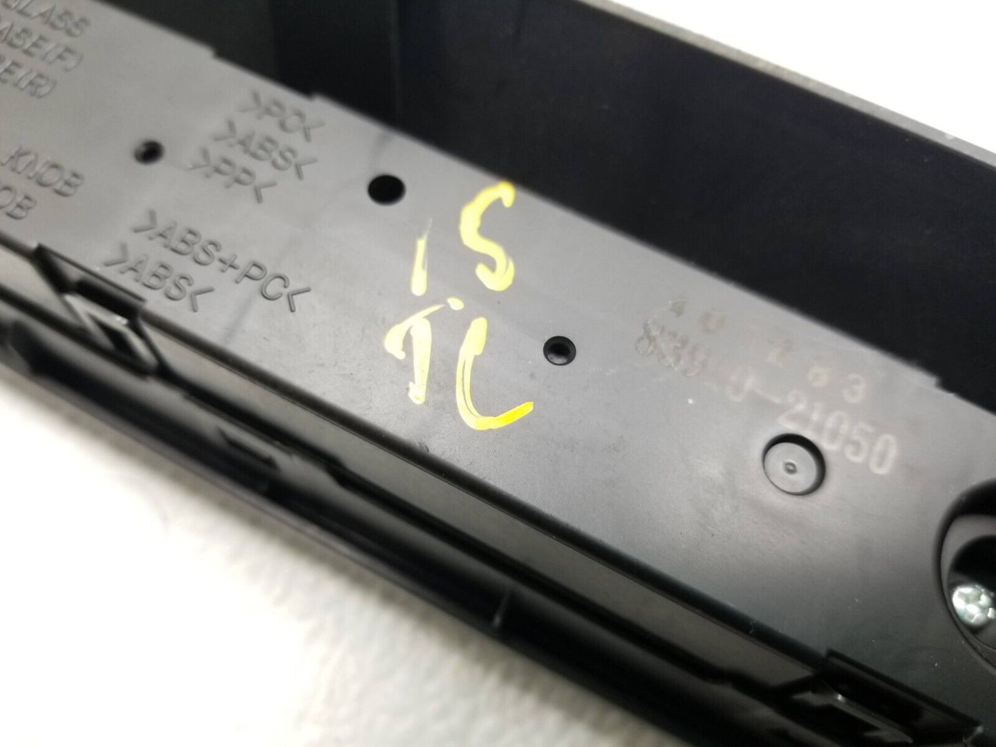 11 12 13 14 15 16 Scion Tc Center Console Information Screen Trim W/ Hazard OEM