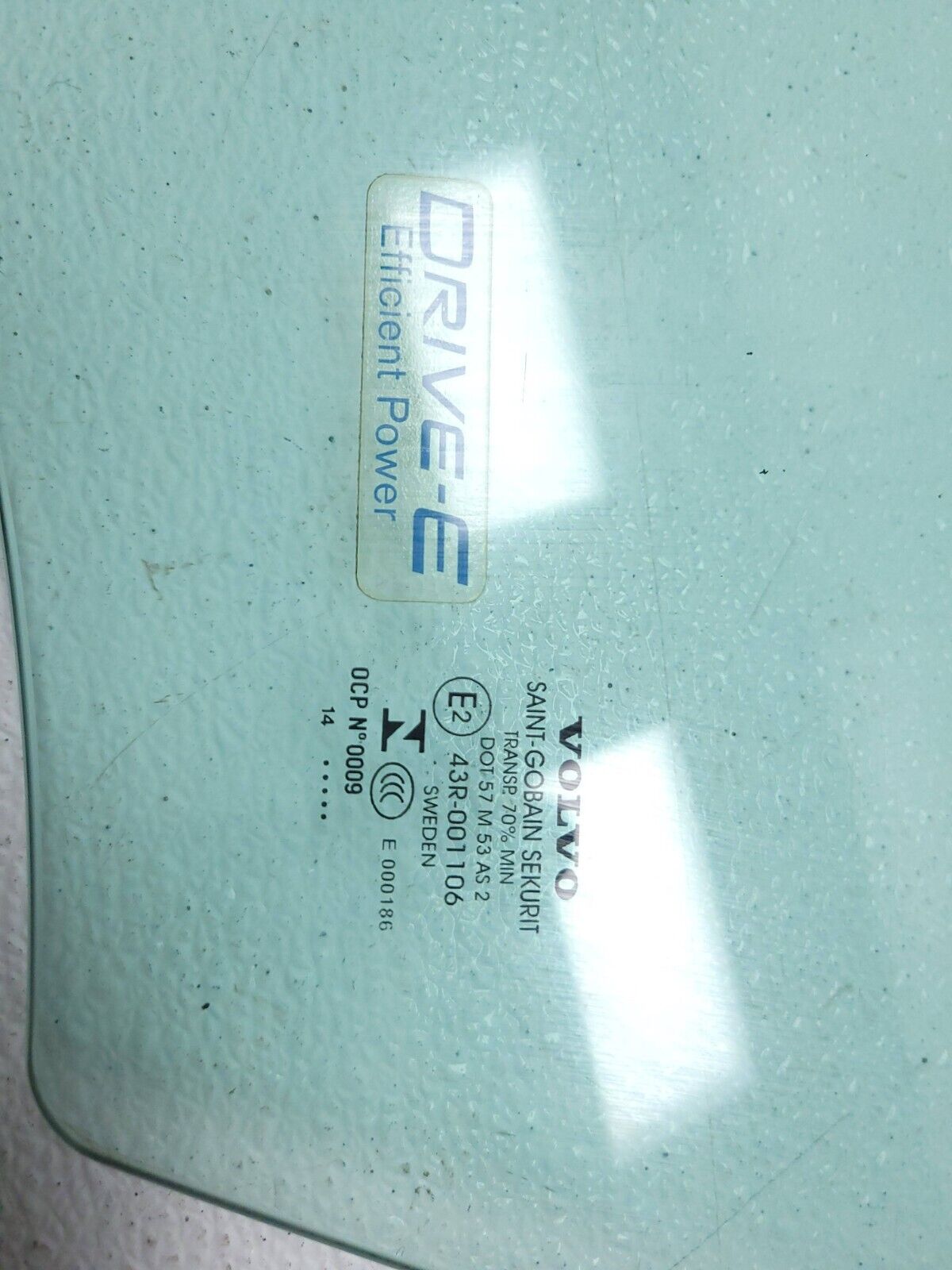 14 15 16 17 Volvo S60 Front Door Window Glass Driver Side Left OEM