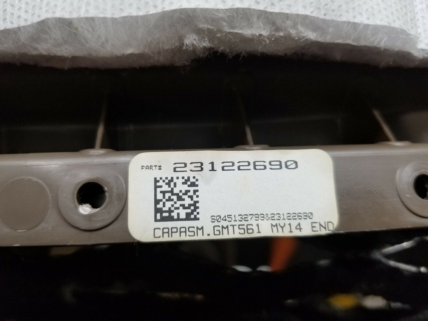 13 14 15 GMC Acadia Center Console Rear Panel 23122690 OEM