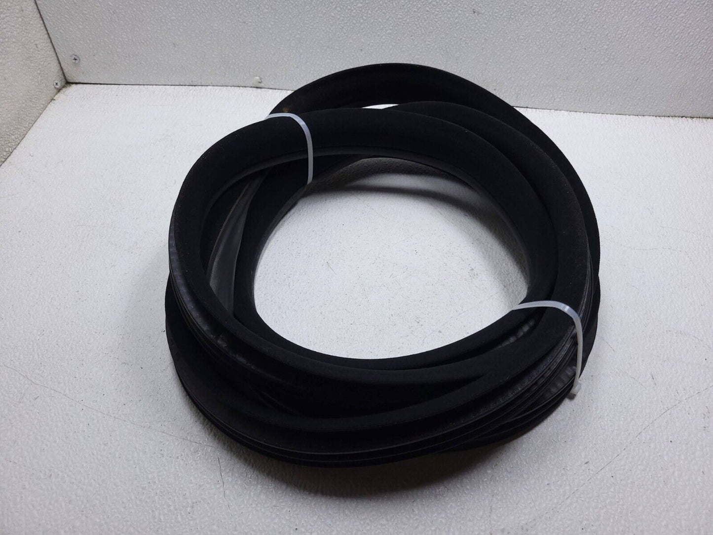 06 07 08 09 10 11 Mercedes Ml500 Door Weatherstrip Seal Rear Right Pass Side OEM