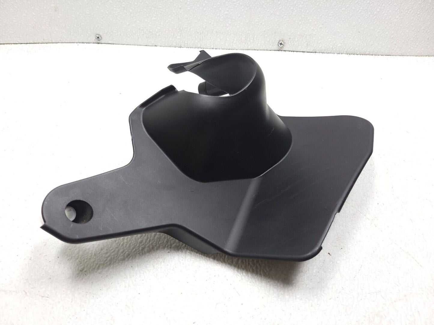 2014 - 2017 Mazda 6 Steering Column Shaft Trim Cover Ght232az0 OEM