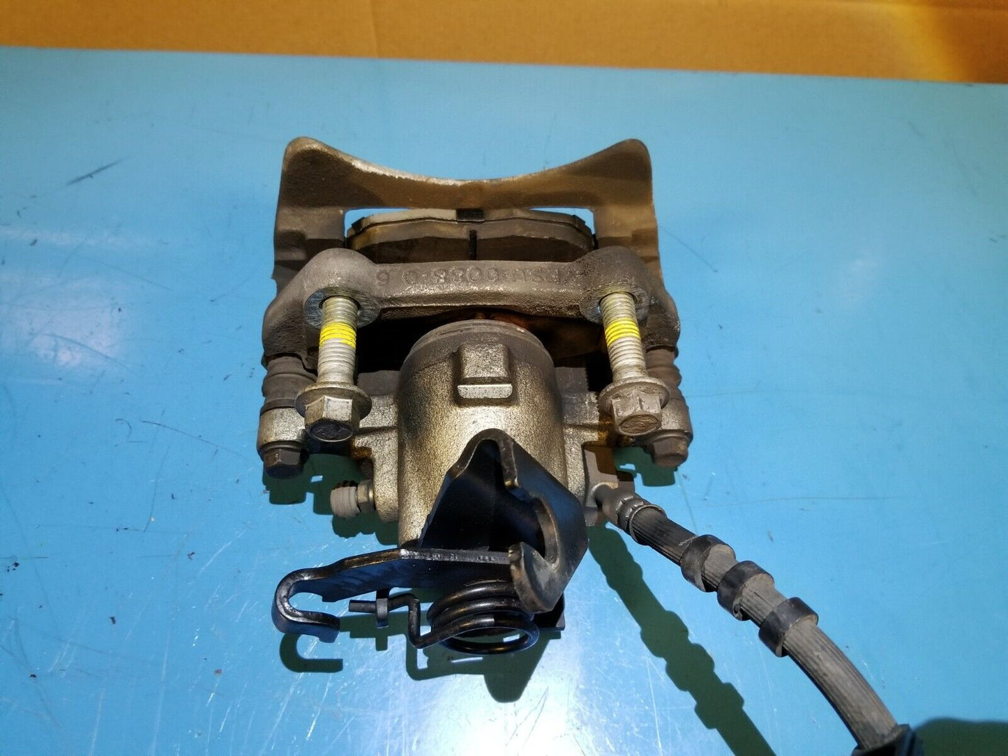 10 11 12 13 14 Ford Mustang Cabrio Rear Right Pass Side Brake Caliper OEM