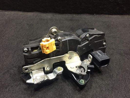 03 04 05 06 07 Cadillac CTS Front Right Pass Door Lock Latch Actuator OEM