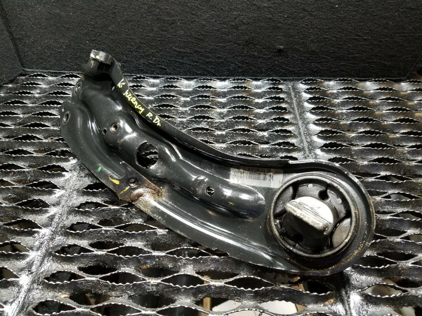 12 13 14 15 16 Dodge Journey Rear Left Driver Side Trailing Control Arm OEM 54k