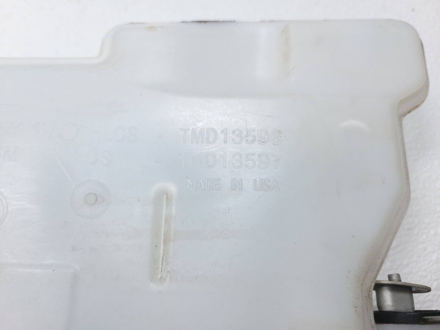 2013 - 2018 Cadillac Ats Windshield Washer Fluid Reservoir Tank 23274517 Oem✅