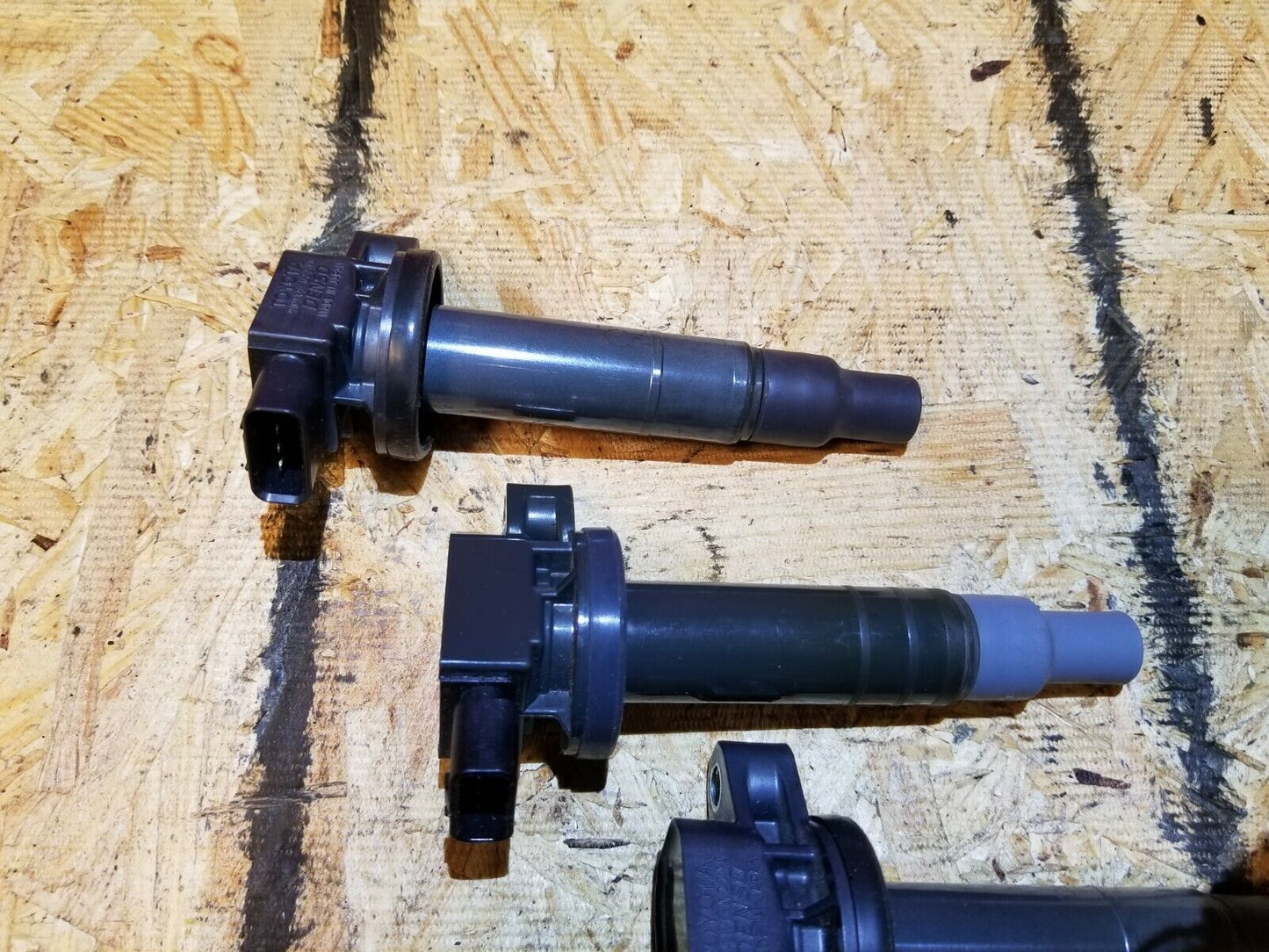 04 05 06 Scion Xa Ignition Coil 4pcs OEM