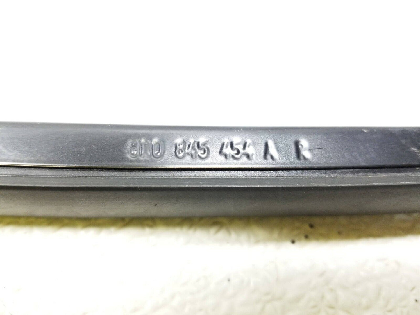10 11 12 Audi Q5 Windshield Strip Molding Right Pass Side OEM 72k Miles