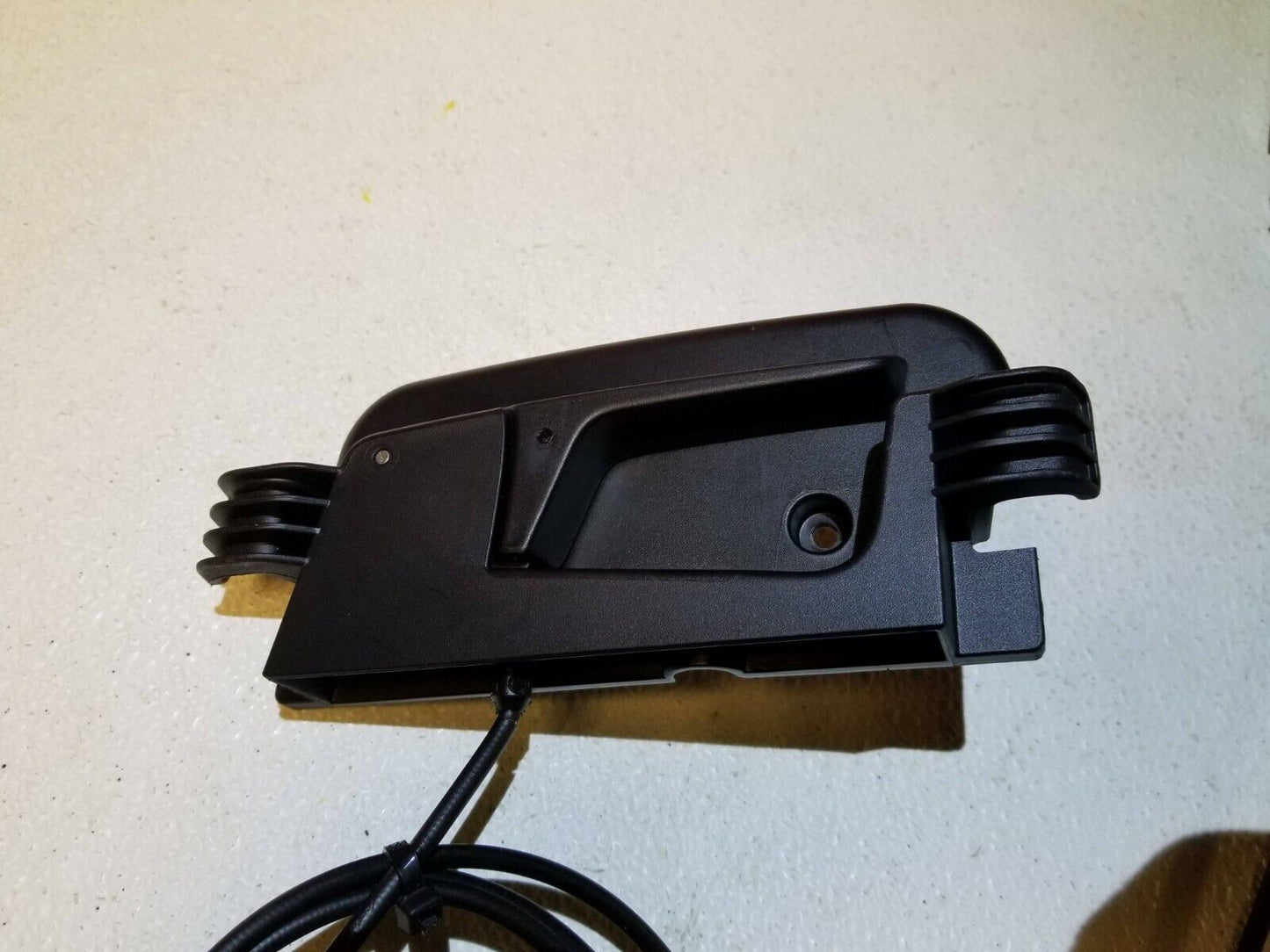 13 14 15 16 17 Volkswagen Cc Rear Seat Down Lock Release Handle OEM