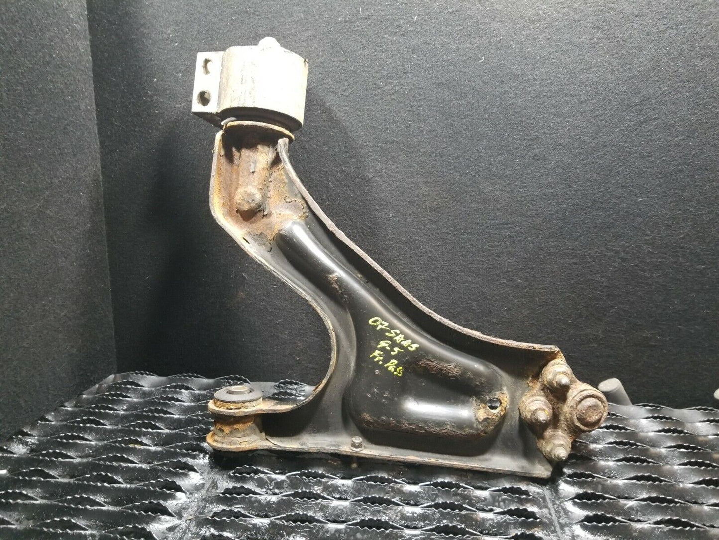 06 07 08 09 Saab 9-5 Aero 2.3t Front Right Passenger Side Lower Control Arm OEM